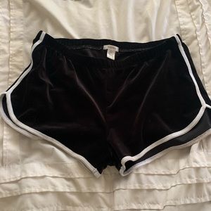 Velvet shorts
